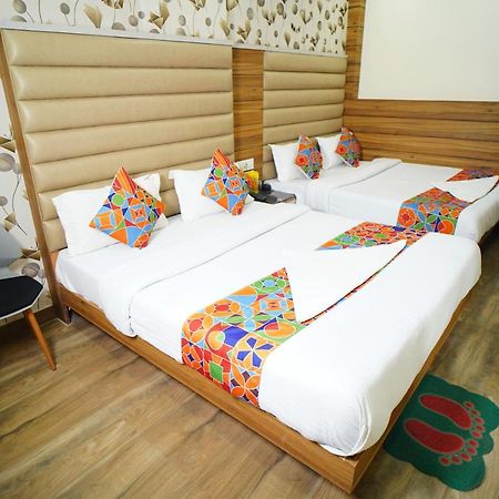 Hotel Delhi Darshan Deluxe-By Rsl Hospitality 뉴델리 외부 사진