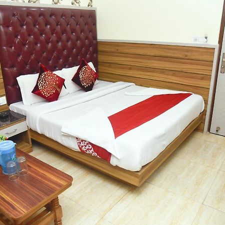 Hotel Delhi Darshan Deluxe-By Rsl Hospitality 뉴델리 외부 사진
