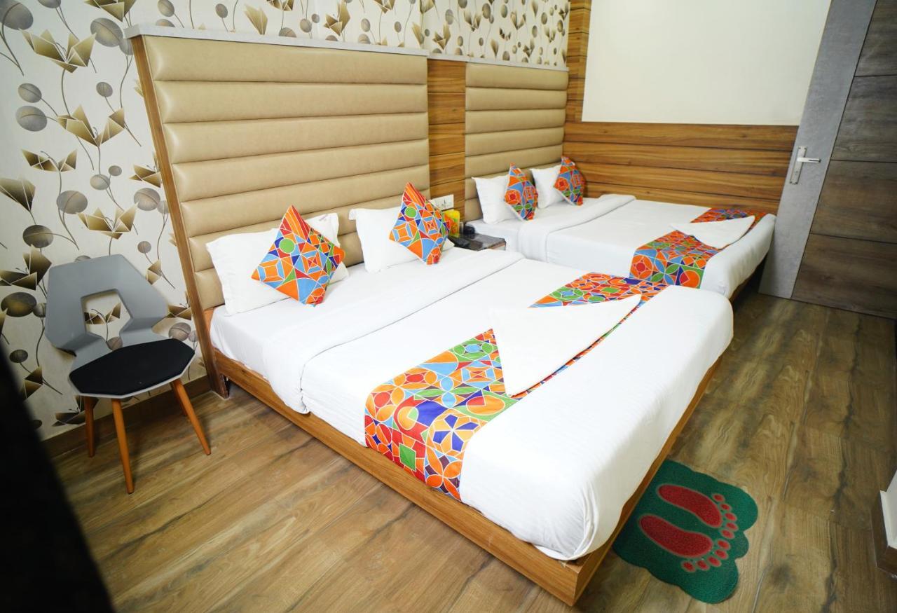 Hotel Delhi Darshan Deluxe-By Rsl Hospitality 뉴델리 외부 사진