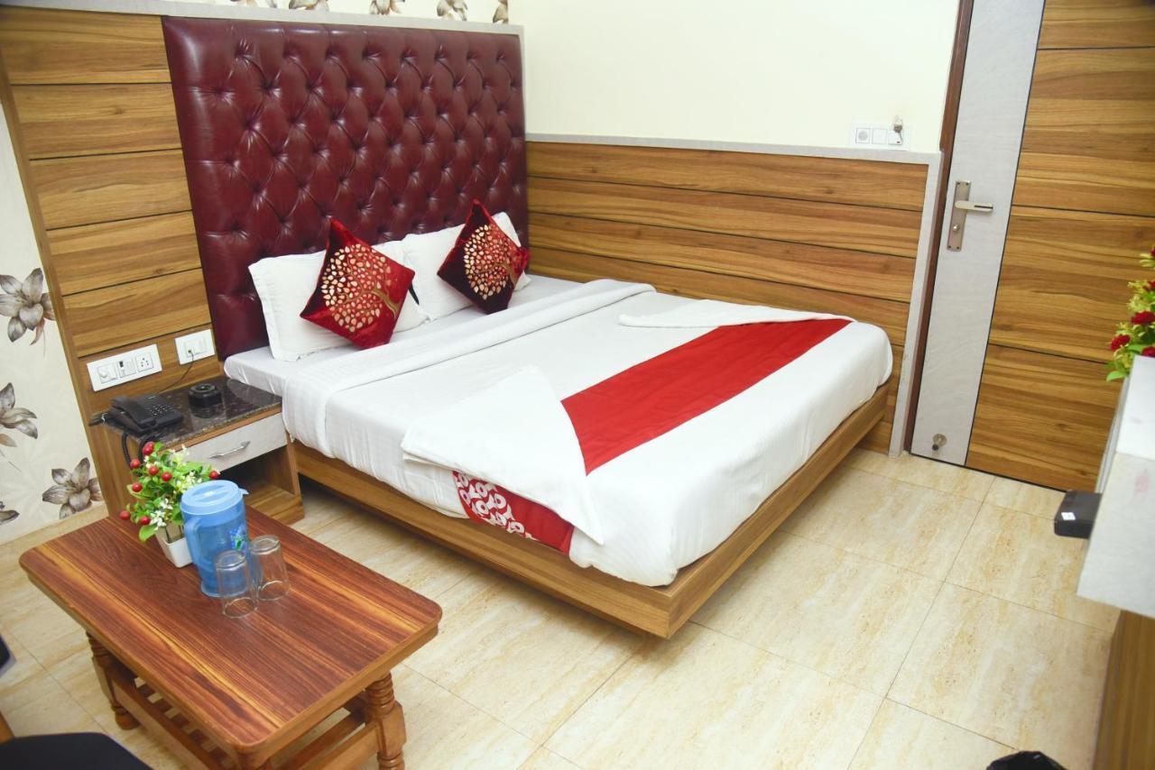 Hotel Delhi Darshan Deluxe-By Rsl Hospitality 뉴델리 외부 사진