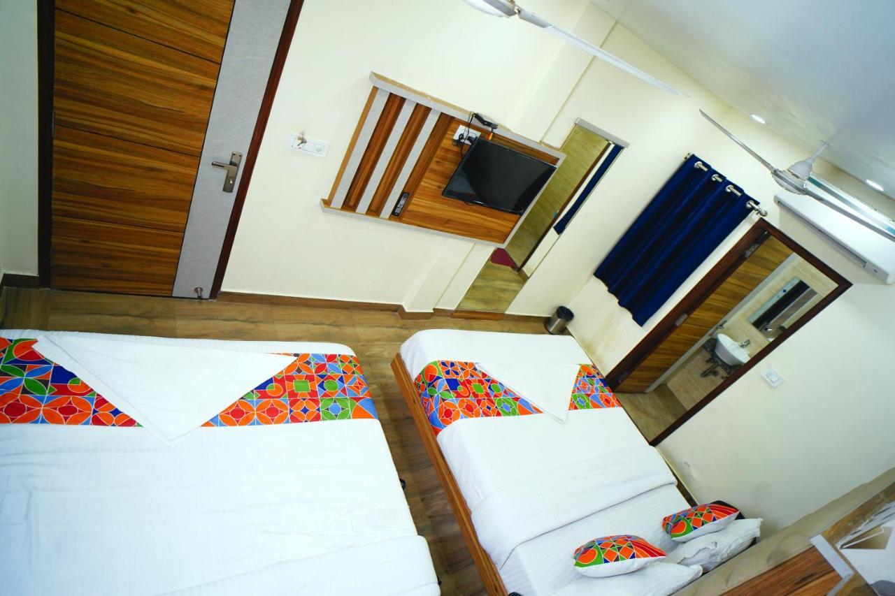 Hotel Delhi Darshan Deluxe-By Rsl Hospitality 뉴델리 외부 사진