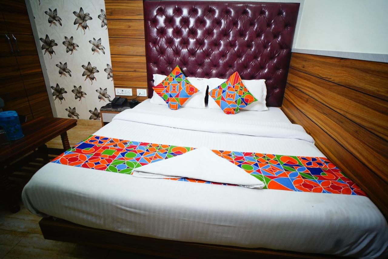 Hotel Delhi Darshan Deluxe-By Rsl Hospitality 뉴델리 외부 사진
